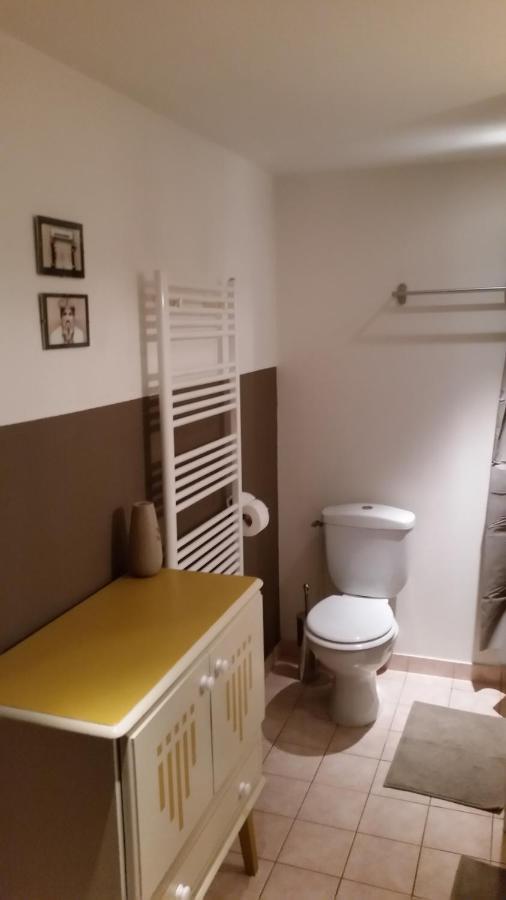 Clos St Joseph Oullins Esterno foto